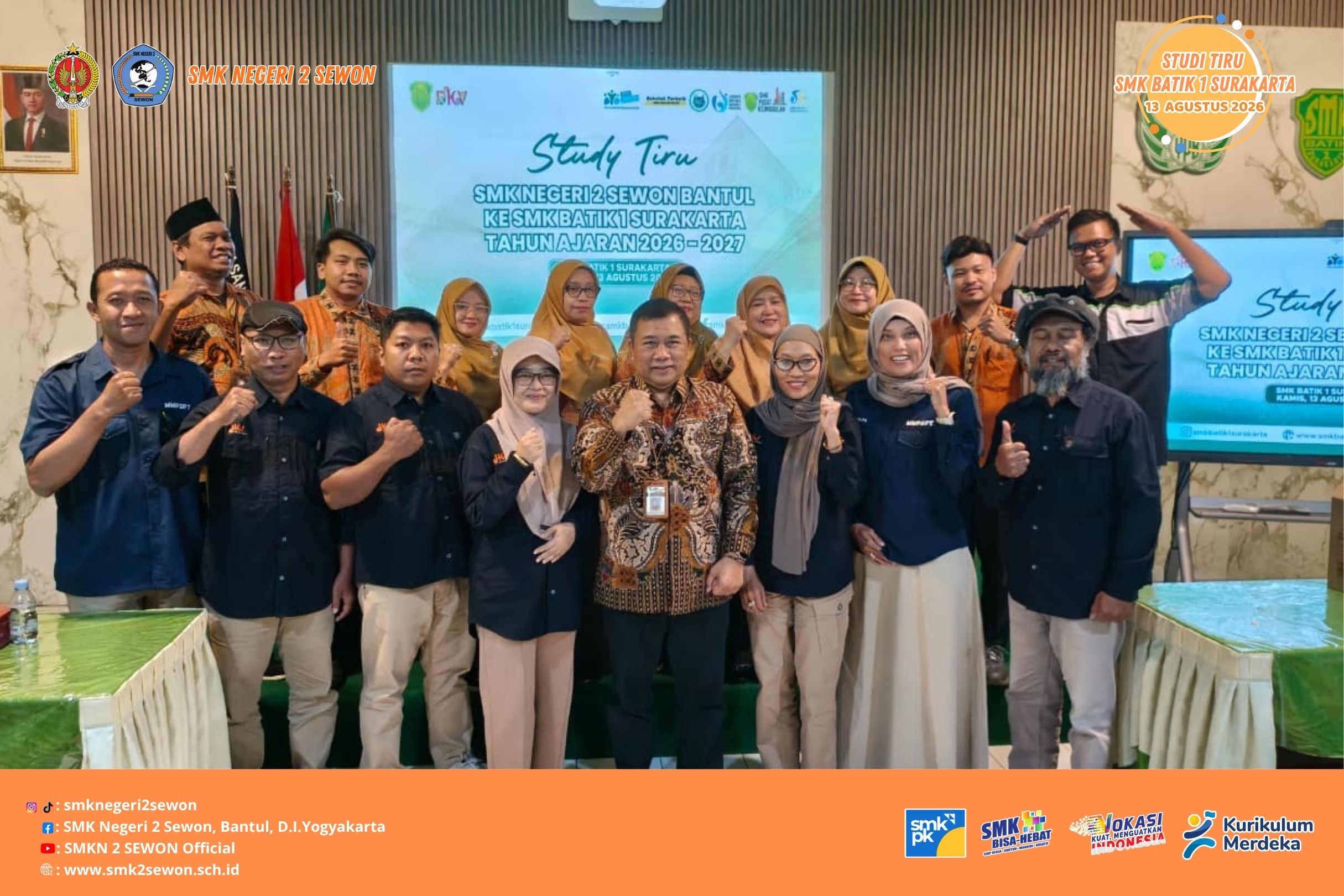 SMK Negeri 2 Sewon Laksanakan Studi Tiru Teaching Factory DKV ke SMK Batik 1 Surakarta